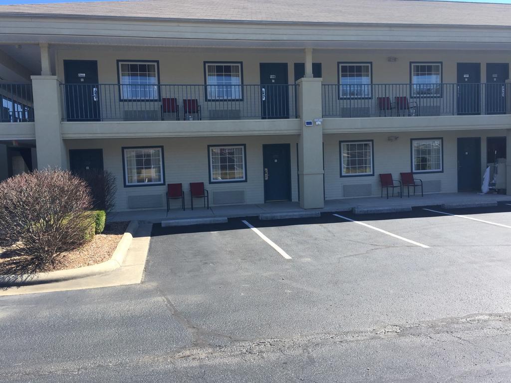 Docker'S Inn Branson Extérieur photo